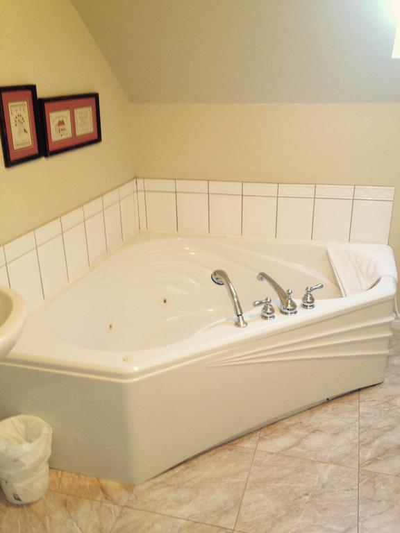 Mackenzie House B&B By Elevate Rooms Port Hawkesbury Eksteriør bilde