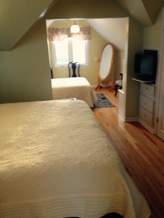 Mackenzie House B&B By Elevate Rooms Port Hawkesbury Eksteriør bilde