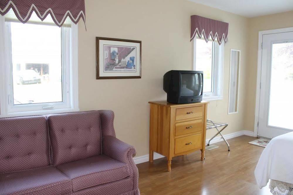 Mackenzie House B&B By Elevate Rooms Port Hawkesbury Eksteriør bilde